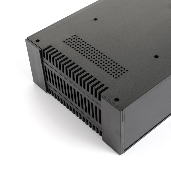 [RM-202-A-0-S-0] RM-202 Contenitore di plastica per montaggio a rack da 19" 2U (nero, senza orecchio di montaggio)
