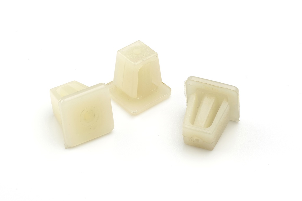 [A-410-0-0-0-N-0] A-410 műanyag négyzetes fejű nyomóanyák